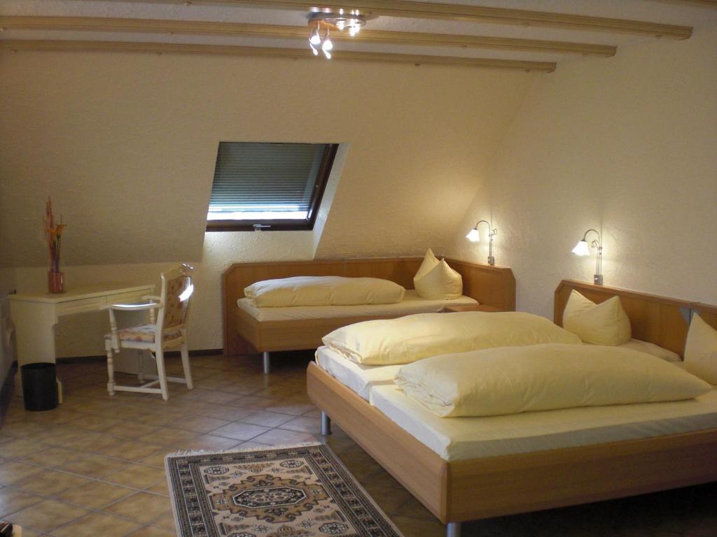 Hotel-Restaurant Schieble Kenzingen Quarto foto