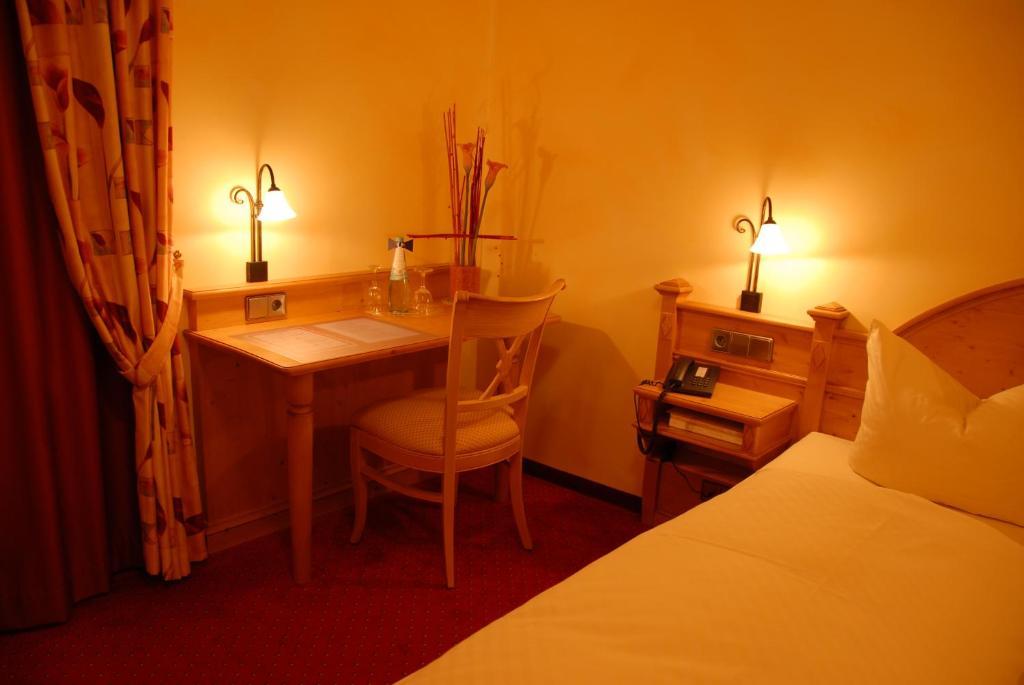 Hotel-Restaurant Schieble Kenzingen Quarto foto